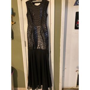 BCBG Max Marielle Gown (Long dress XS)